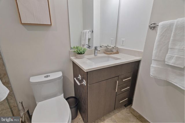 3321 16TH ST NW #205, Washington, DC 20010