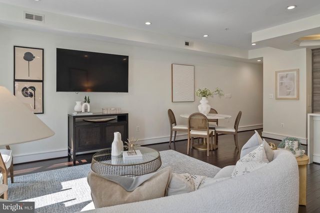 3321 16TH ST NW #205, Washington, DC 20010