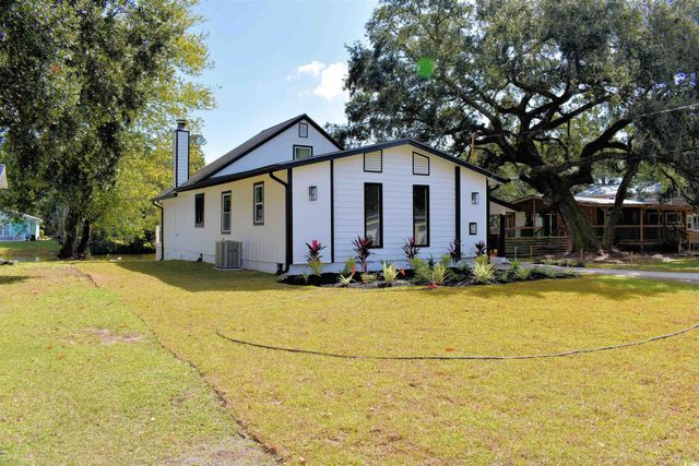 37 Geney Ln., Pawleys Island, SC 29585