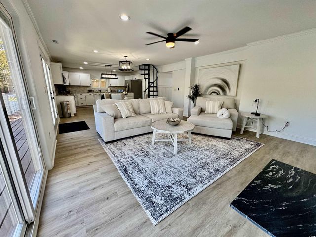 37 Geney Ln., Pawleys Island, SC 29585