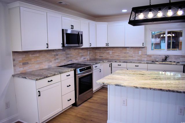 37 Geney Ln., Pawleys Island, SC 29585