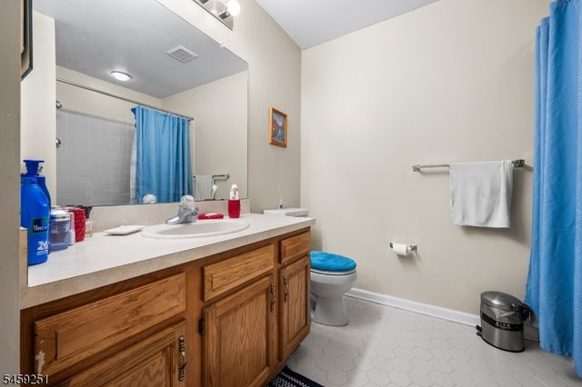 75 Castleton Rd, Montgomery Twp., NJ 08540