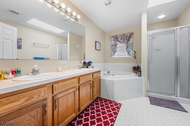75 Castleton Rd, Montgomery Twp., NJ 08540