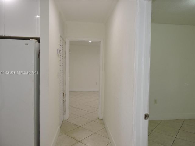 551 E 39th St 1, Hialeah, FL 33013