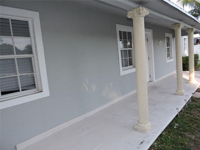 551 E 39th St 1, Hialeah, FL 33013