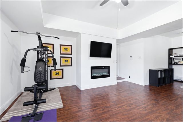 6725 Braeburn Drive, Dallas, TX 75214