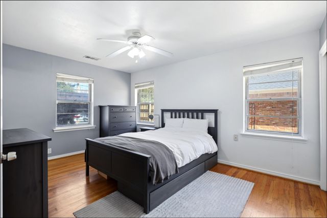 6725 Braeburn Drive, Dallas, TX 75214