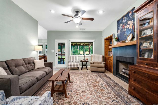 3131 Marion Anderson, Hot Springs, AR 71913