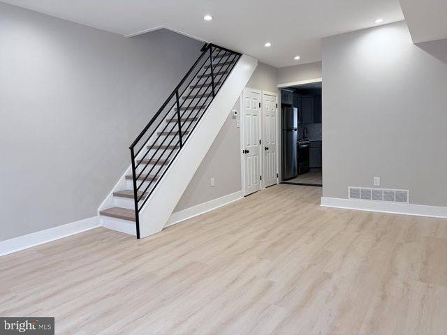 2436 S DARIEN ST, Philadelphia, PA 19148