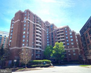 4808 MOORLAND LN #701, Bethesda, MD 20814