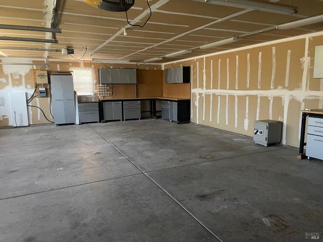 308 Toscana Cir, Cloverdale, CA 95425