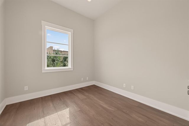 2461 Baycrest Drive, Houston, TX 77058