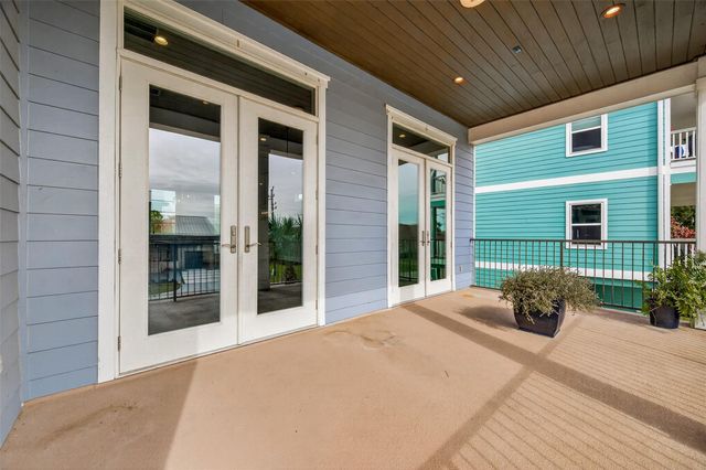 2461 Baycrest Drive, Houston, TX 77058