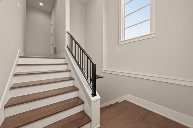 2461 Baycrest Drive, Houston, TX 77058