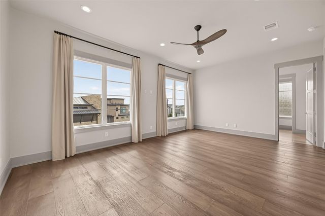 2461 Baycrest Drive, Houston, TX 77058