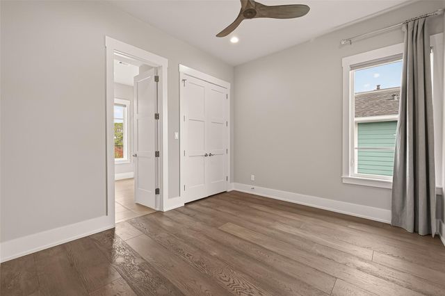 2461 Baycrest Drive, Houston, TX 77058