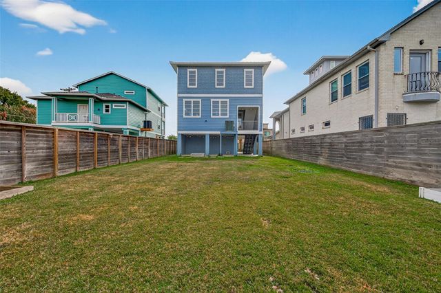 2461 Baycrest Drive, Houston, TX 77058