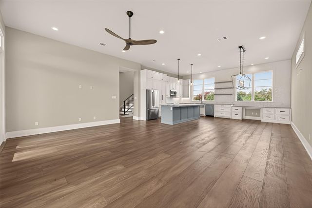 2461 Baycrest Drive, Houston, TX 77058