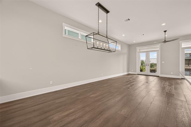 2461 Baycrest Drive, Houston, TX 77058