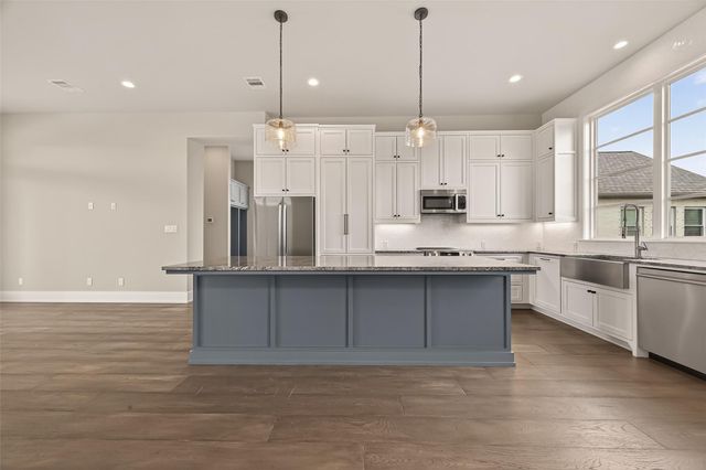 2461 Baycrest Drive, Houston, TX 77058