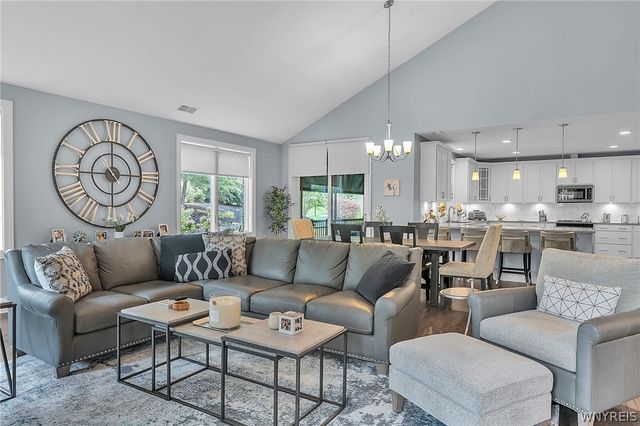 59 Ojibwa Circle, Buffalo, NY 14202
