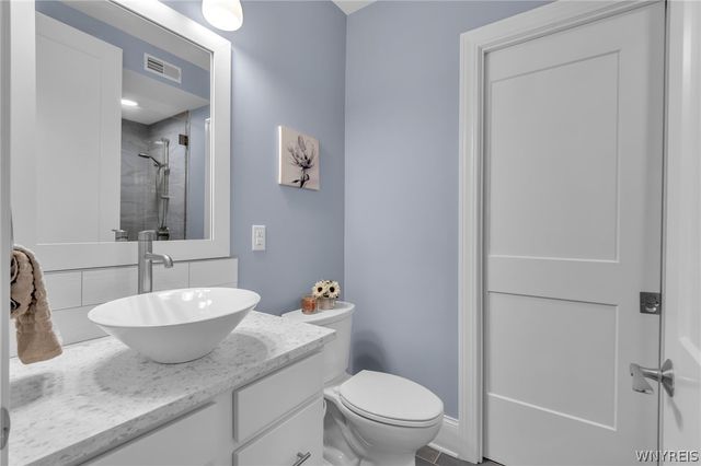 59 Ojibwa Circle, Buffalo, NY 14202