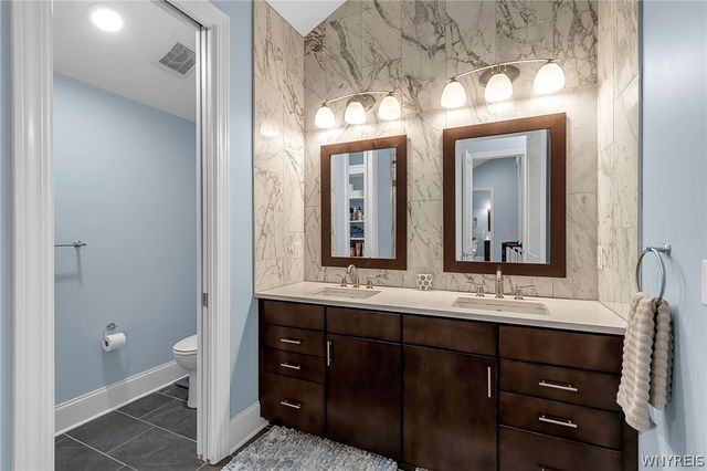 59 Ojibwa Circle, Buffalo, NY 14202