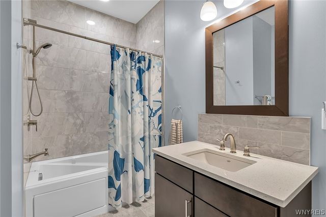 59 Ojibwa Circle, Buffalo, NY 14202