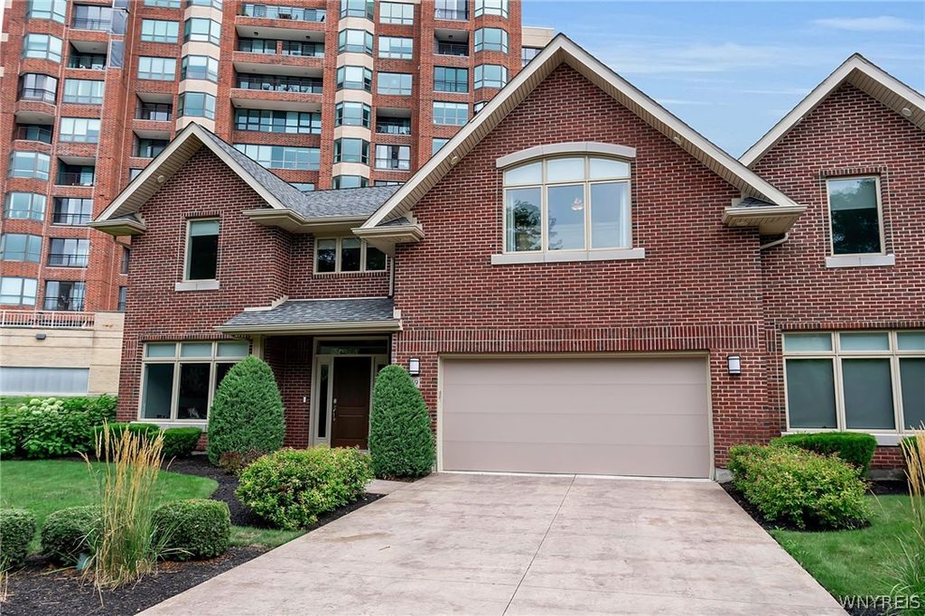59 Ojibwa Circle, Buffalo, NY 14202