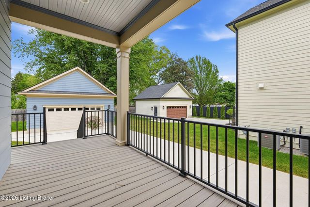 907 S Sherrin Ave, Louisville, KY 40207