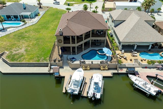 1114 Bay, Aransas Pass, TX 78336