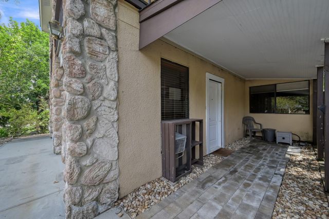 4 Waters Edge Street, Conroe, TX 77356