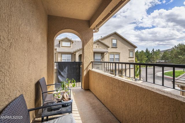 17000 Wedge Parkway 422, Reno, NV 89511
