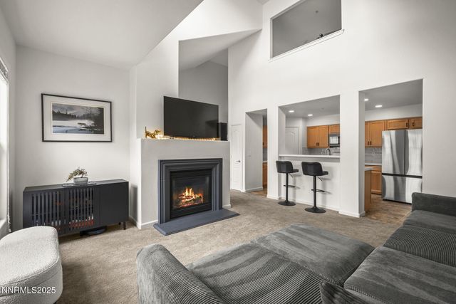 17000 Wedge Parkway 422, Reno, NV 89511