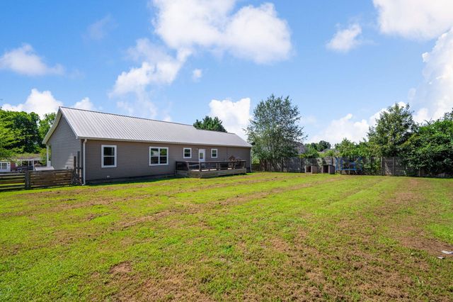 221 Hill Circle, Dunlap, TN 37327