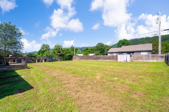 221 Hill Circle, Dunlap, TN 37327