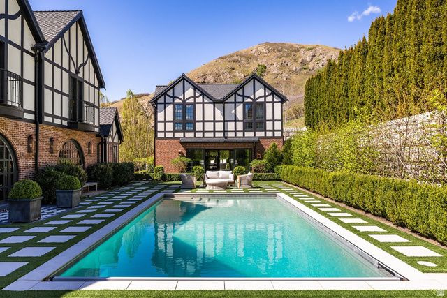 299 E OAK FOREST RD, Salt Lake City, UT 84103