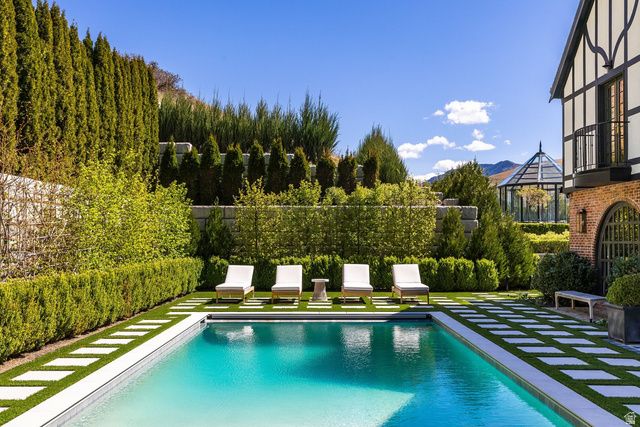 299 E OAK FOREST RD, Salt Lake City, UT 84103