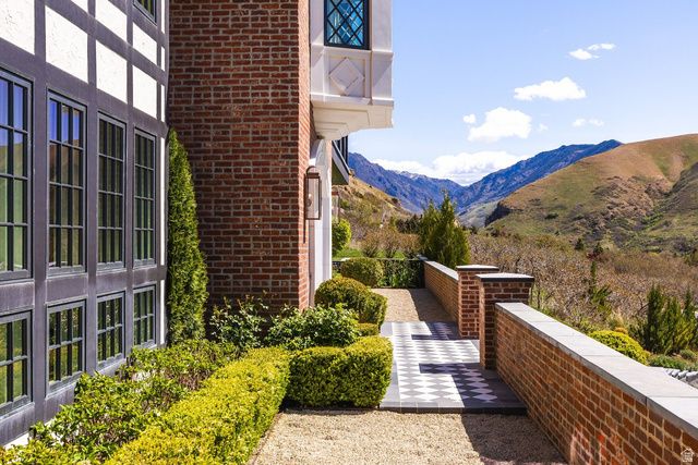 299 E OAK FOREST RD, Salt Lake City, UT 84103