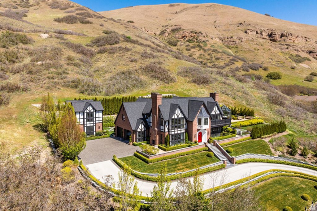 Image 69 of property listing at 299 E OAK FOREST RD, Salt Lake City, UT 84103