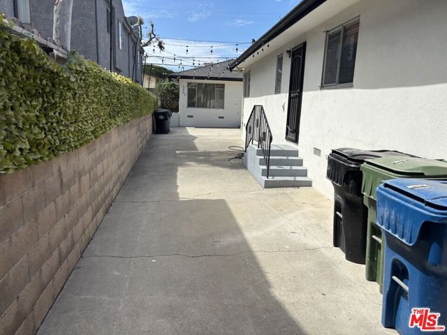 366 E Hillsdale Street, Inglewood, CA 90302