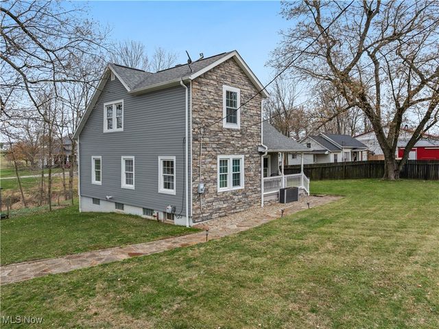 10322 Dover Road, Apple Creek, OH 44606