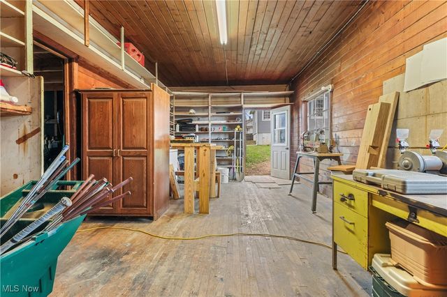 10322 Dover Road, Apple Creek, OH 44606