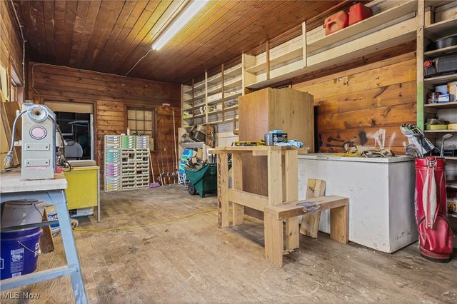 10322 Dover Road, Apple Creek, OH 44606