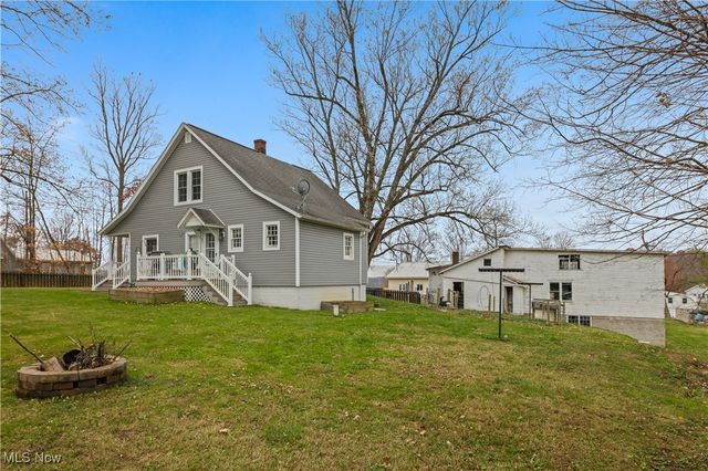 10322 Dover Road, Apple Creek, OH 44606