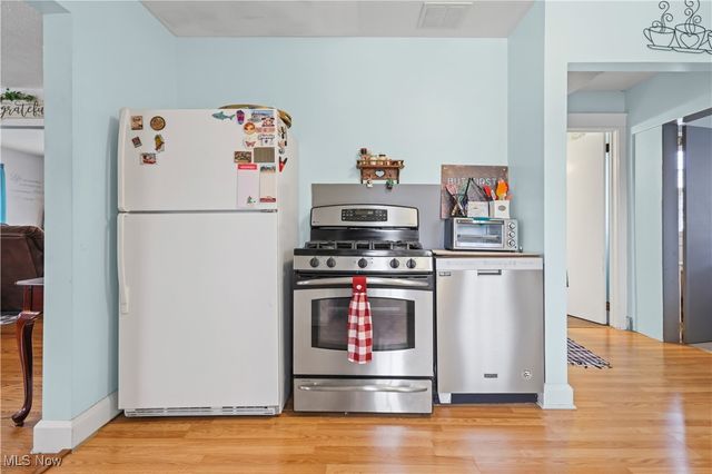 10322 Dover Road, Apple Creek, OH 44606