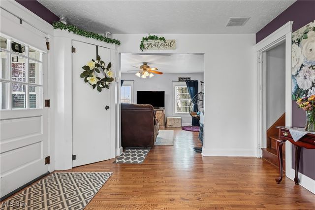 10322 Dover Road, Apple Creek, OH 44606