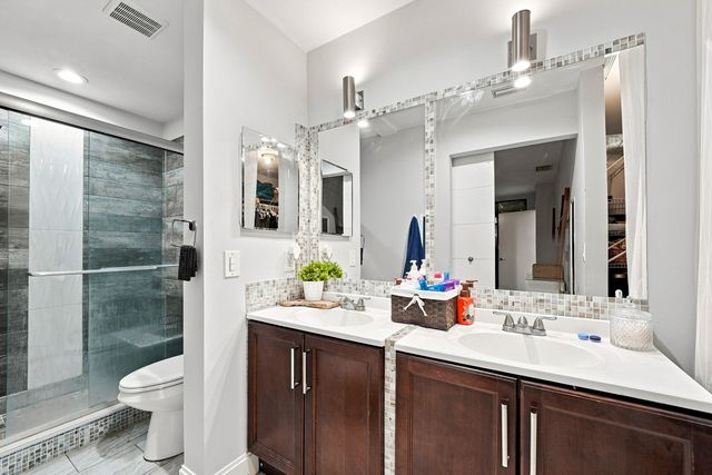 2581 CARAMBOLA Circle N 1868, Coconut Creek, FL 33066