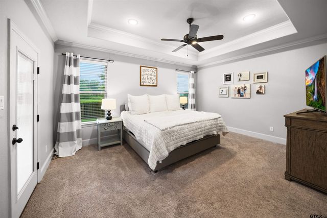 1013 Crescent Hill Ct, Bullard, TX 75757