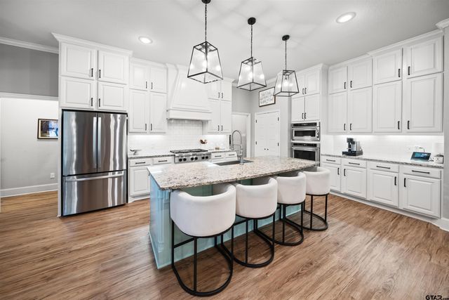 1013 Crescent Hill Ct, Bullard, TX 75757